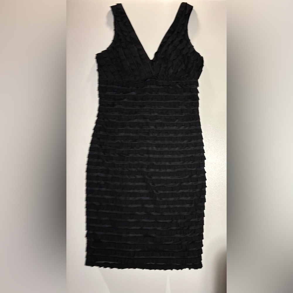 Roulette Elegant Black Strapless Dress